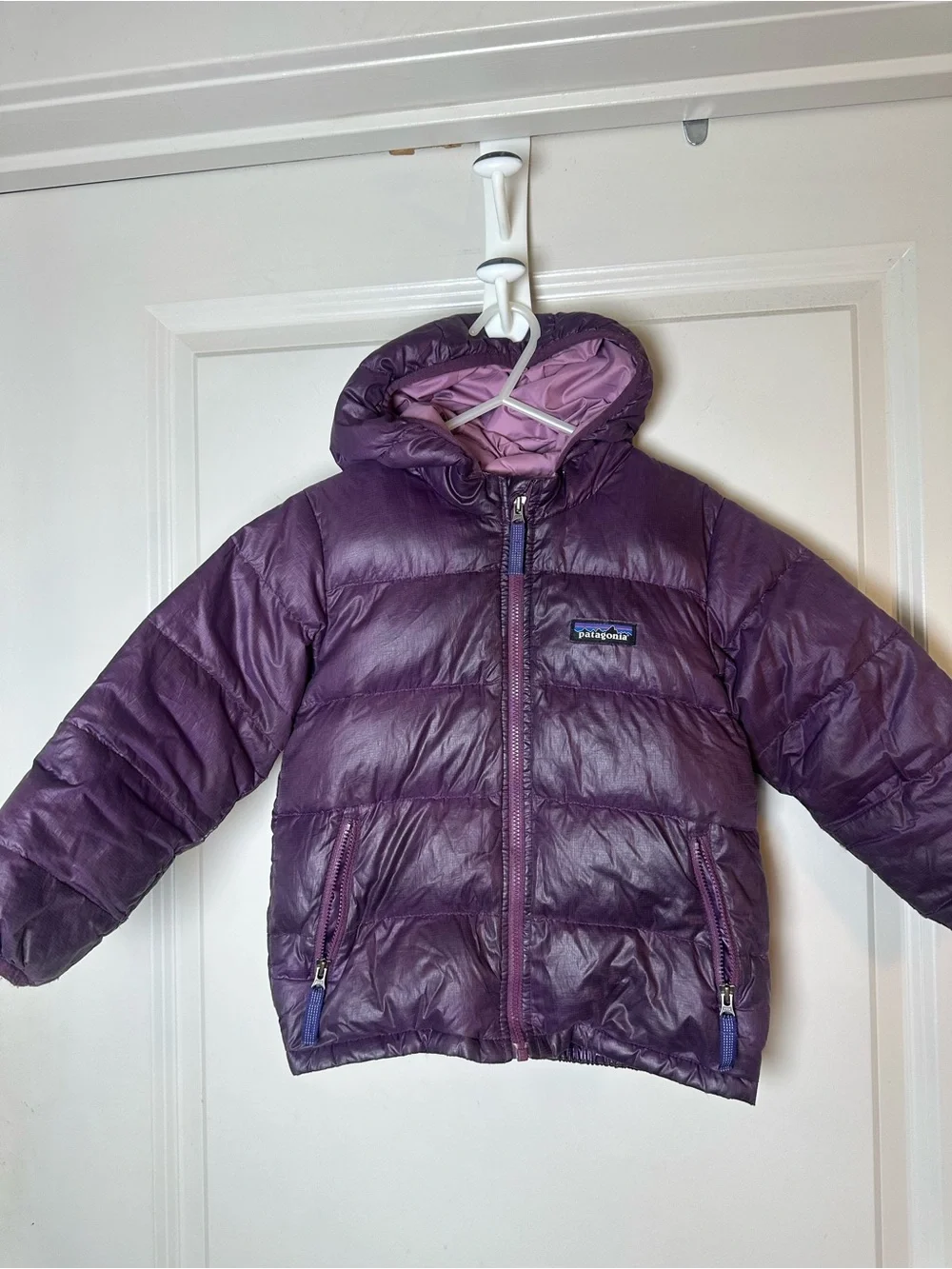 PATAGONIA Hi- Loft Down Filled Purple Hoodie Puffer Jacket, Size 3T